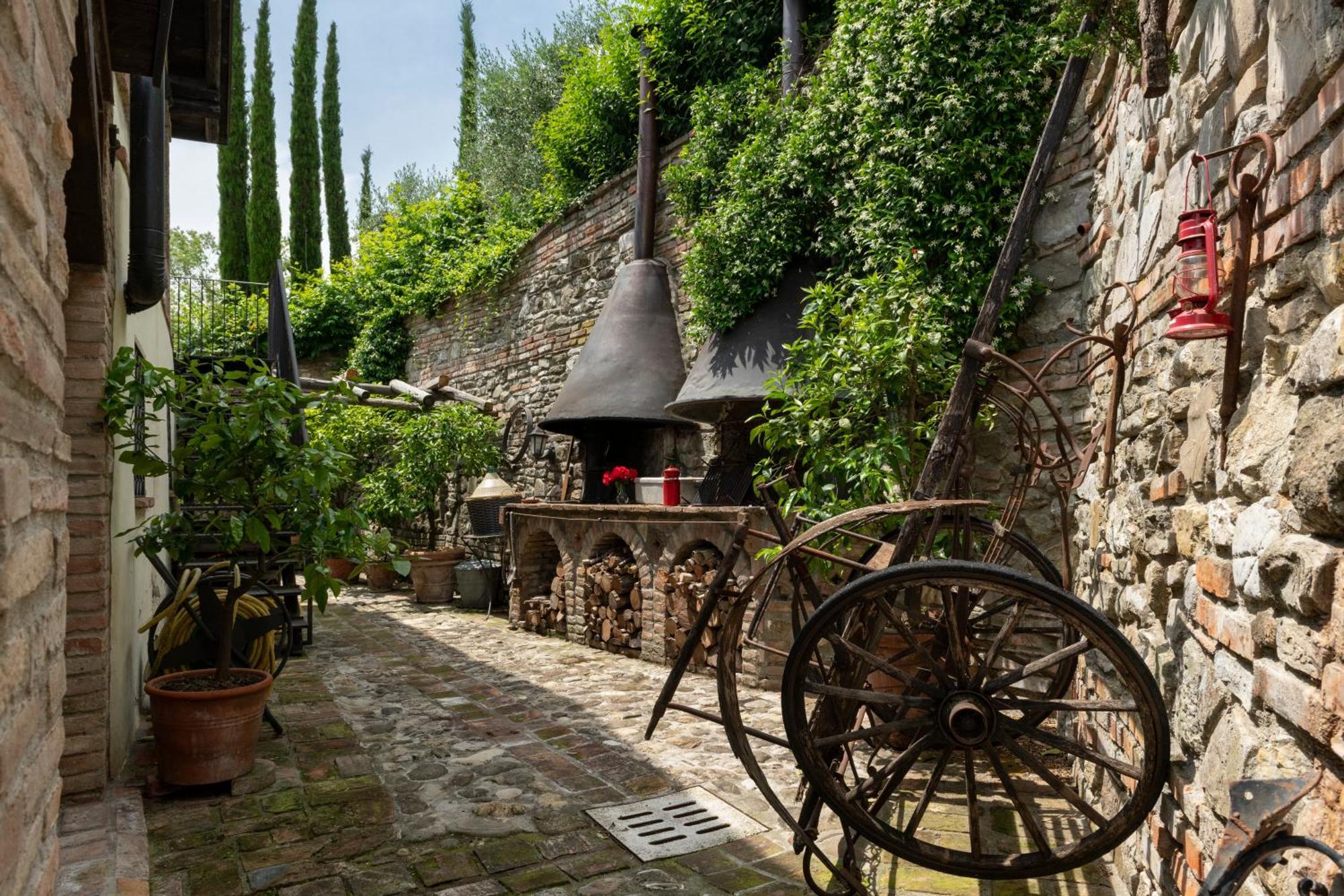 Cascina La Buca ξενώνας Castello di Serravalle Εξωτερικό φωτογραφία
